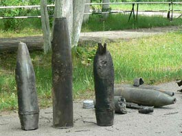 О. Михайлова. Найденные снаряды после взрывов на арсенале в Пугачево