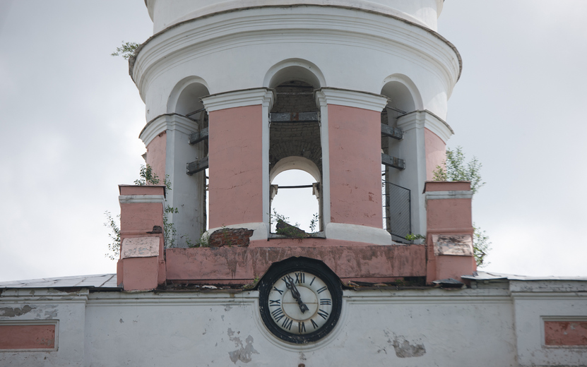 Часы могут восстановить на башне оружейного завода в Ижевске