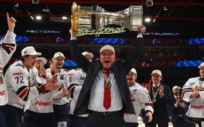 Экс-главный тренер хоккейной «Ижстали» стал обладателем Кубка Гагарина