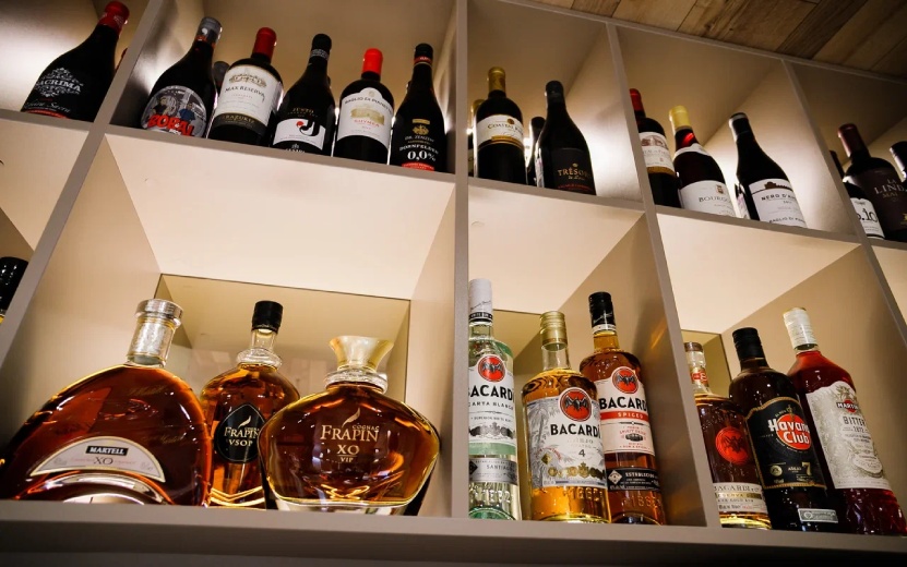 В России предложили повысить стоимость на крепкие алкогольные напитки