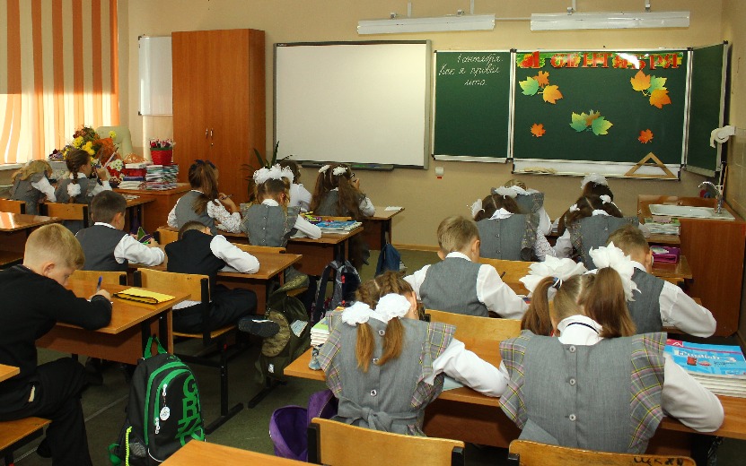 Запись в 1 класс по месту прописки начинается в Ижевске